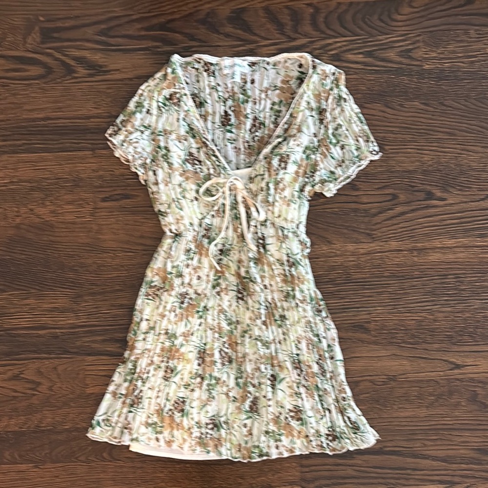 Women’s Motherhood Maternity Floral V-Neck Top, size S